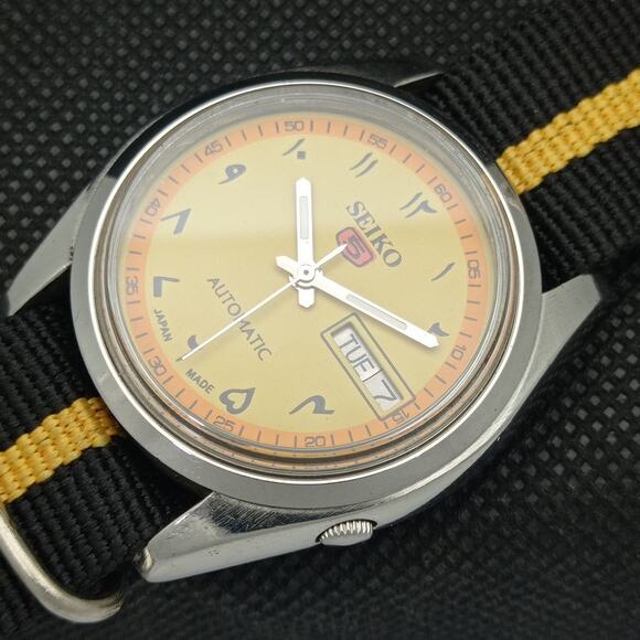 Vintage 1979 Seiko Automatic Mens Silver Watch W/daydate & Arabic accents - Picture 6 of 7